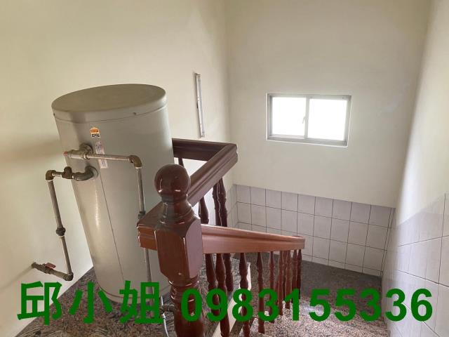 西區透天-12